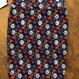 NWT lulaRoe Cassie Pencil Skirt Size Small